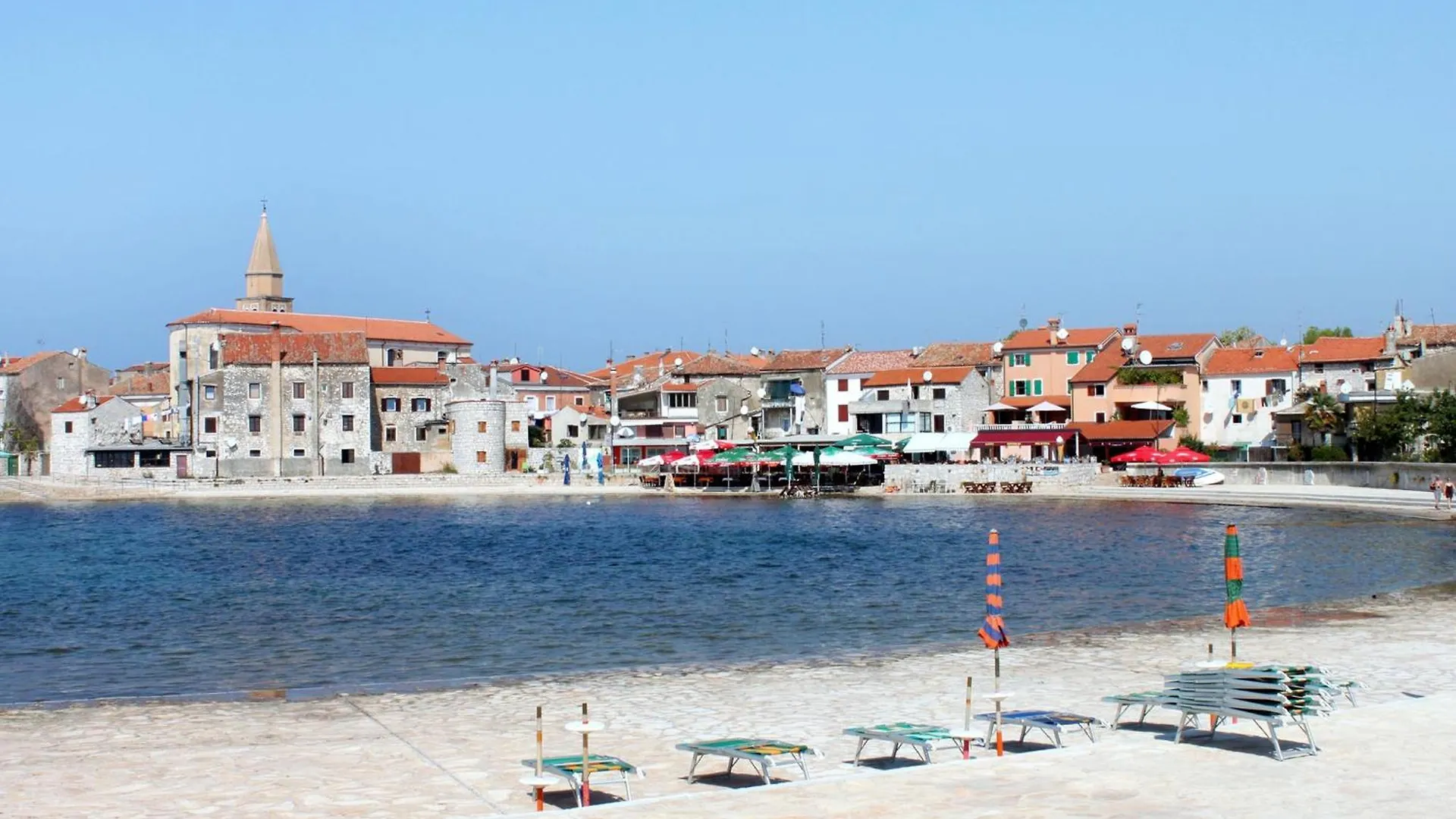 Apartments With Wifi Umag - 22377 Croacia