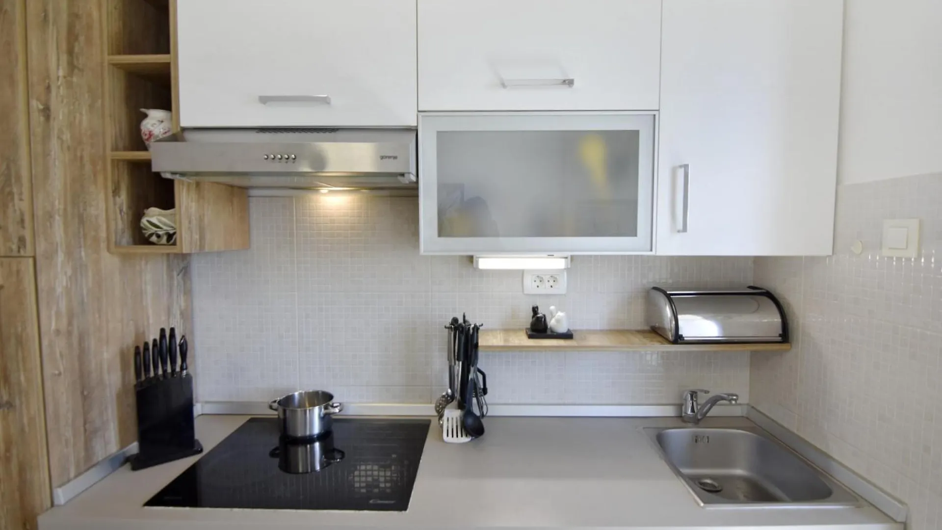 Apartments With Wifi Umag - 22377