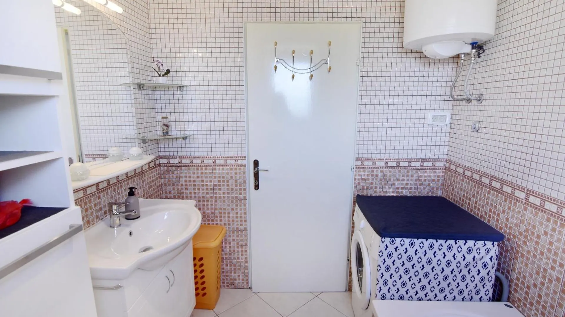 Apartments With Wifi Umag - 22377 0*,